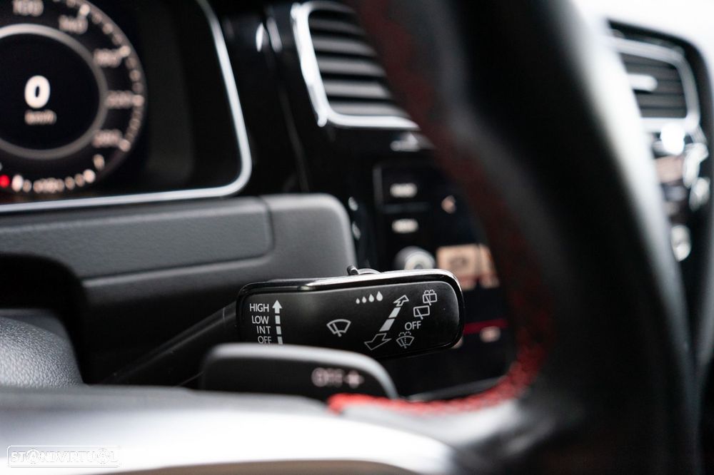 VW Golf GTI (BlueMotion ) DSG - 40