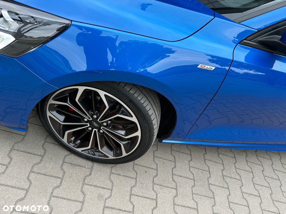 Ford Focus 1.5 EcoBoost Start-Stopp-System ST-LINE X - 12