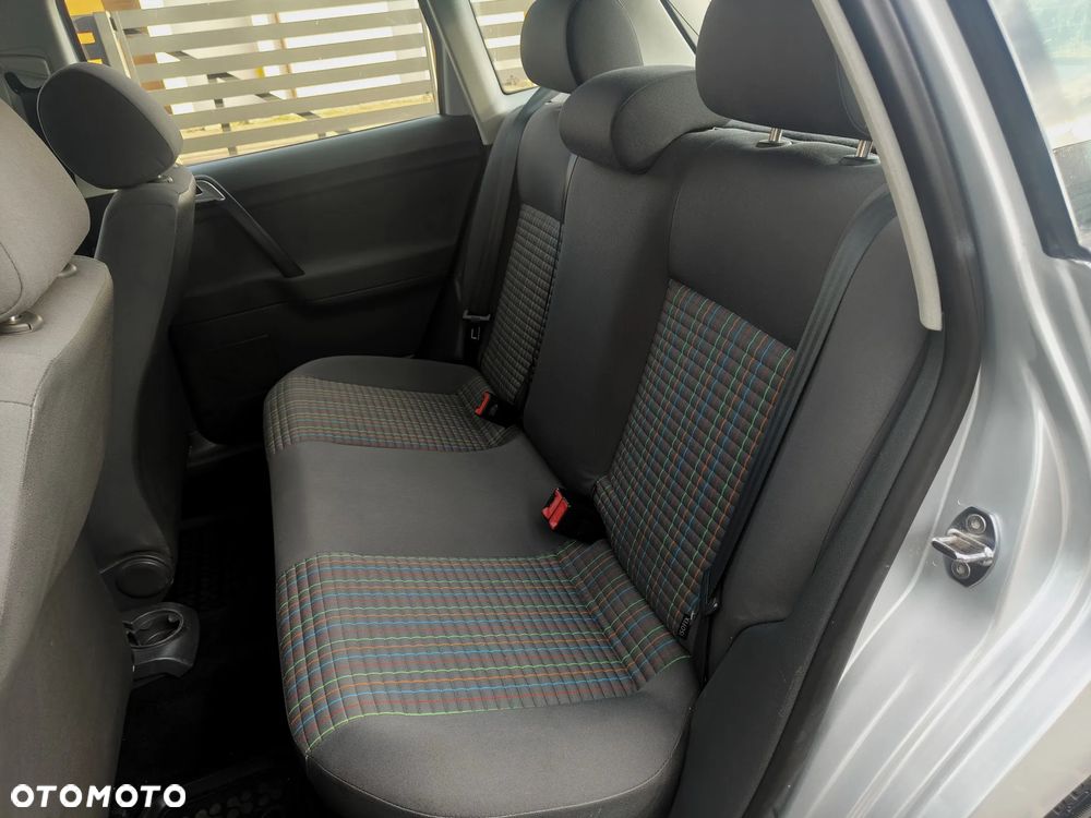 Volkswagen Polo 1.4 TDI Comfortline - 14