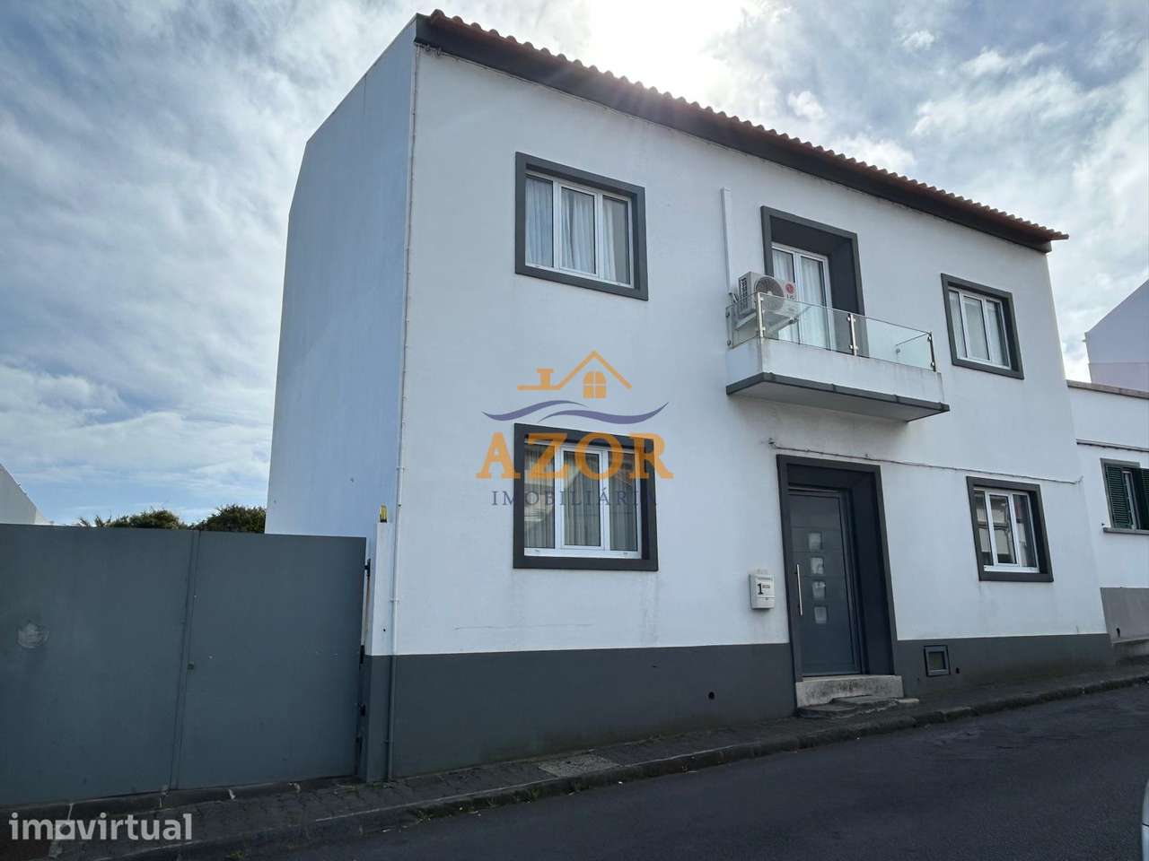 Moradia T5 Venda em Ponta Delgada (São José),Ponta Delgada - Grande imagem: 2/14