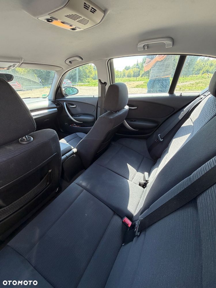 BMW Seria 1 118d - 15