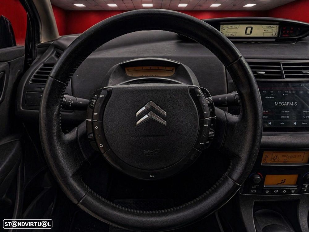 Citroën C4 1.4 16V SX - 10