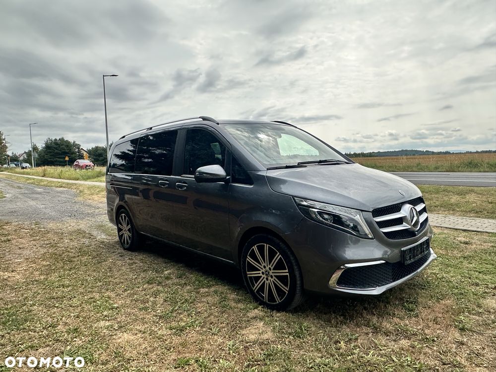 Mercedes-Benz Klasa V - 3