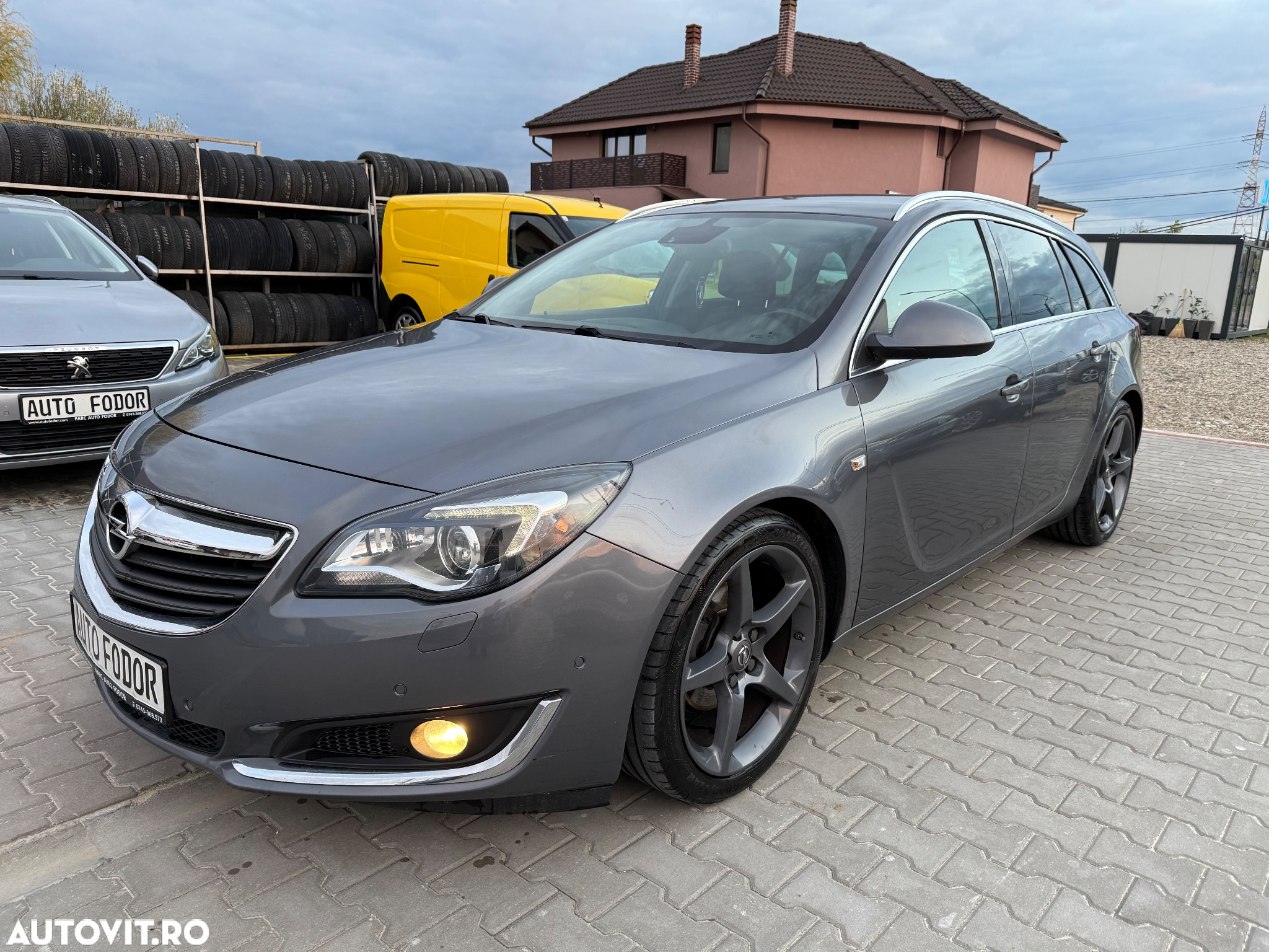 Opel Insignia Sport Tourer 1.6 CDTI ecoTEC Start/Stop - 2
