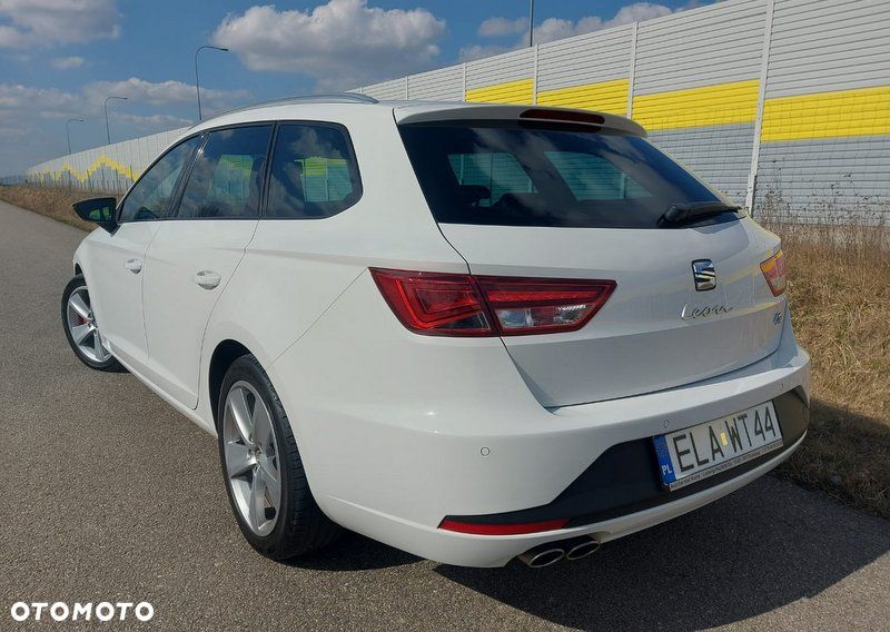 Seat Leon Sportstourer 2.0 TDI Start&Stop DSG FR - 2