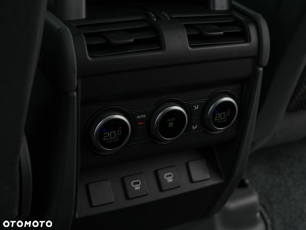 Land Rover Defender 3.0 D300 mHEV X-Dynamic HSE - 19