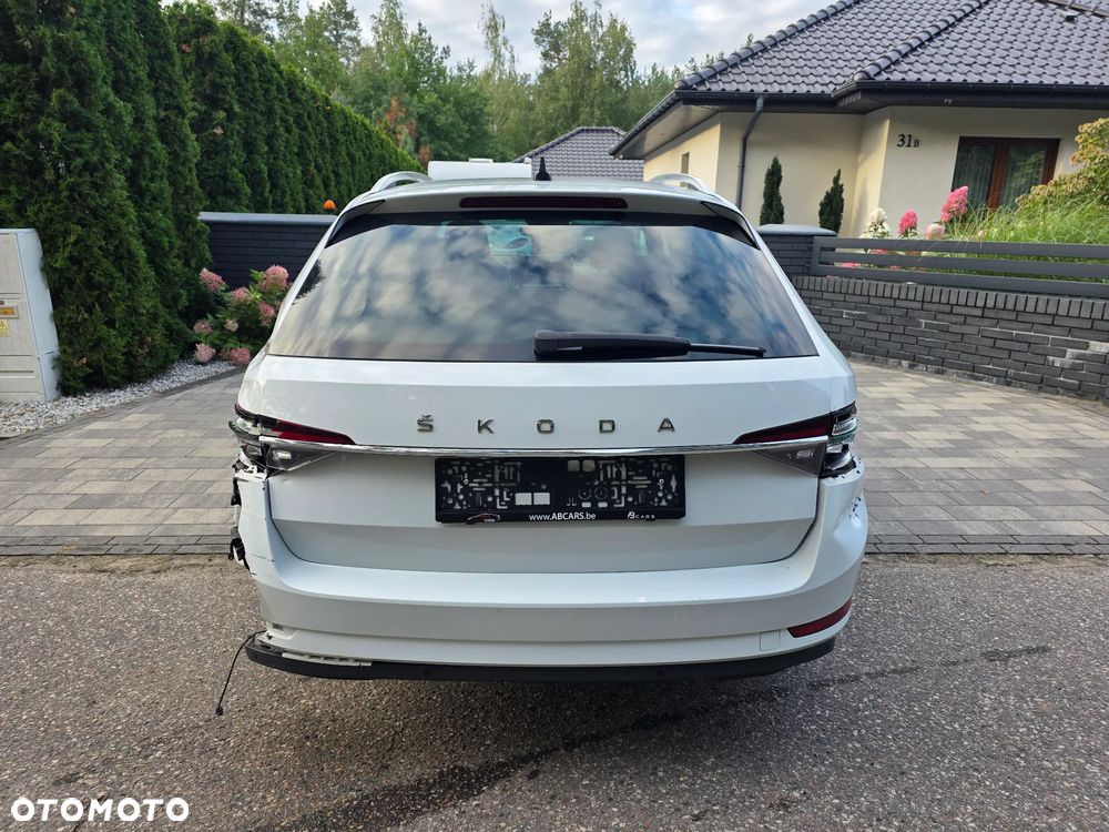 Skoda Superb 1.4 TSI DSG Sportline - 5