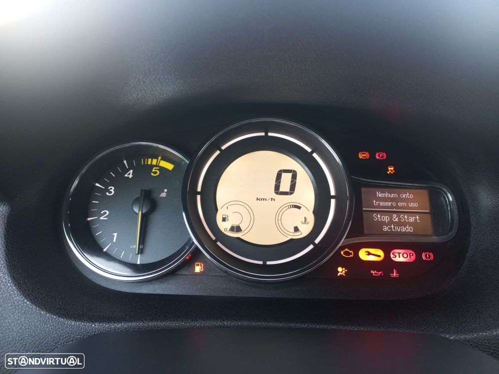 Renault Mégane 1.6 dCi Bose Edition SS - 24