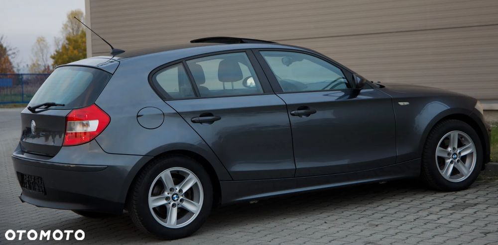 BMW Seria 1 116i - 27