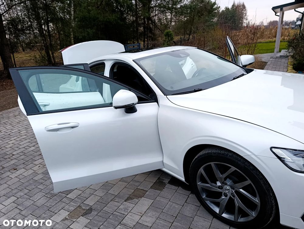 Volvo S60 T5 Momentum Pro - 21