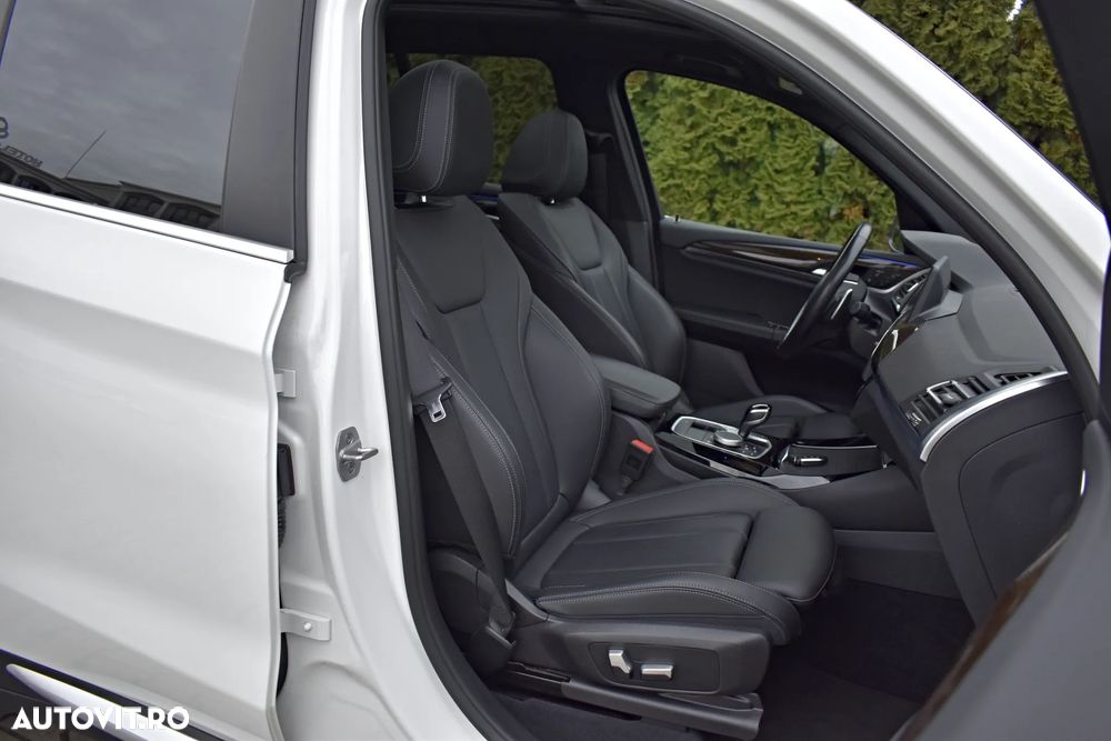 BMW X3 xDrive30i Aut. - 10