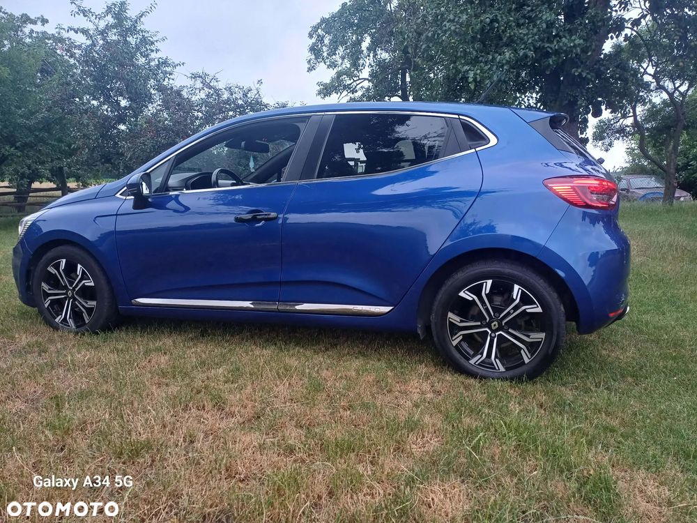 Renault Clio - 1