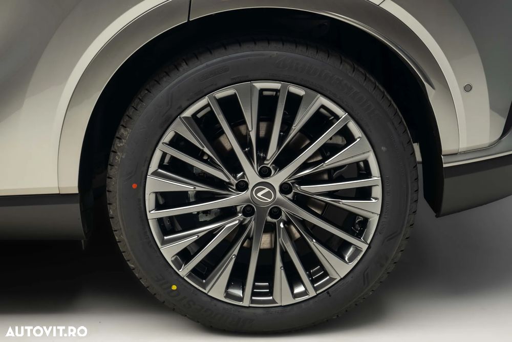 Lexus Seria RX 450h+ E-Four PHEV Luxury - 37