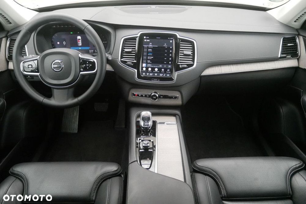 Volvo XC 90 - 8