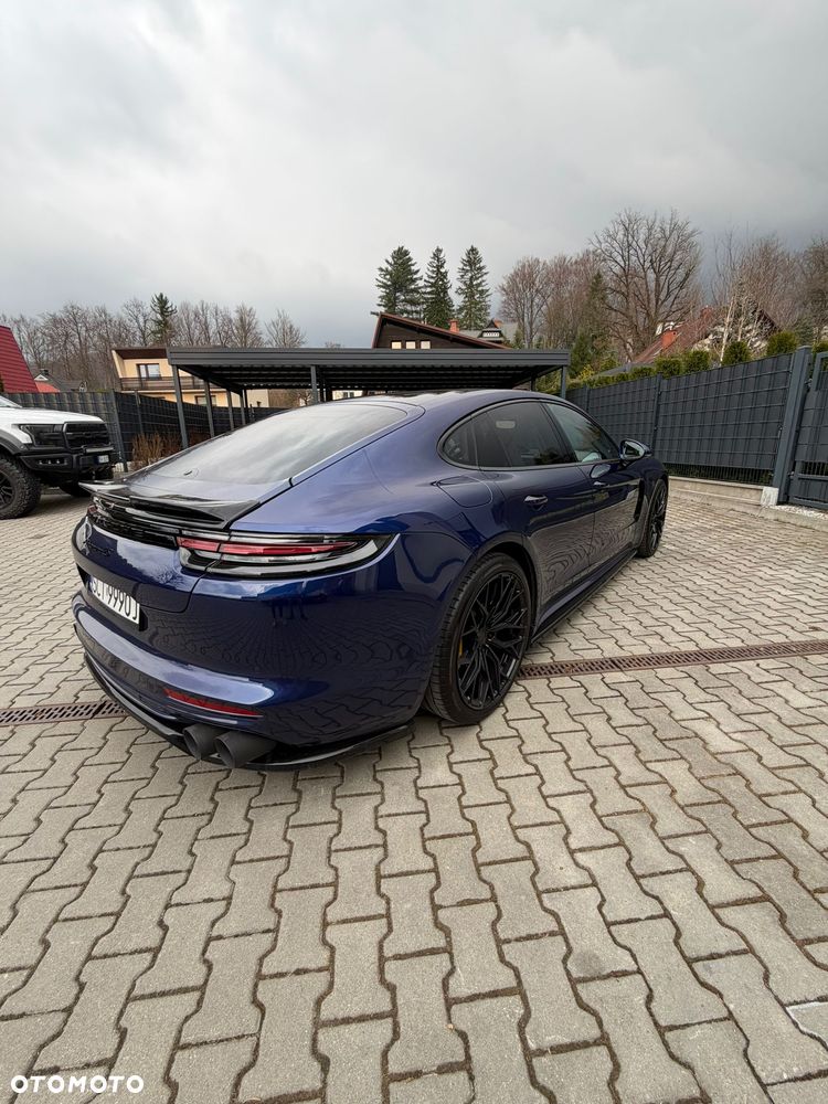 Porsche Panamera 4S - 5