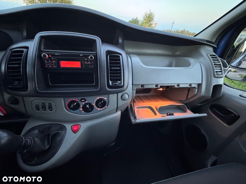 Opel Vivaro - 21