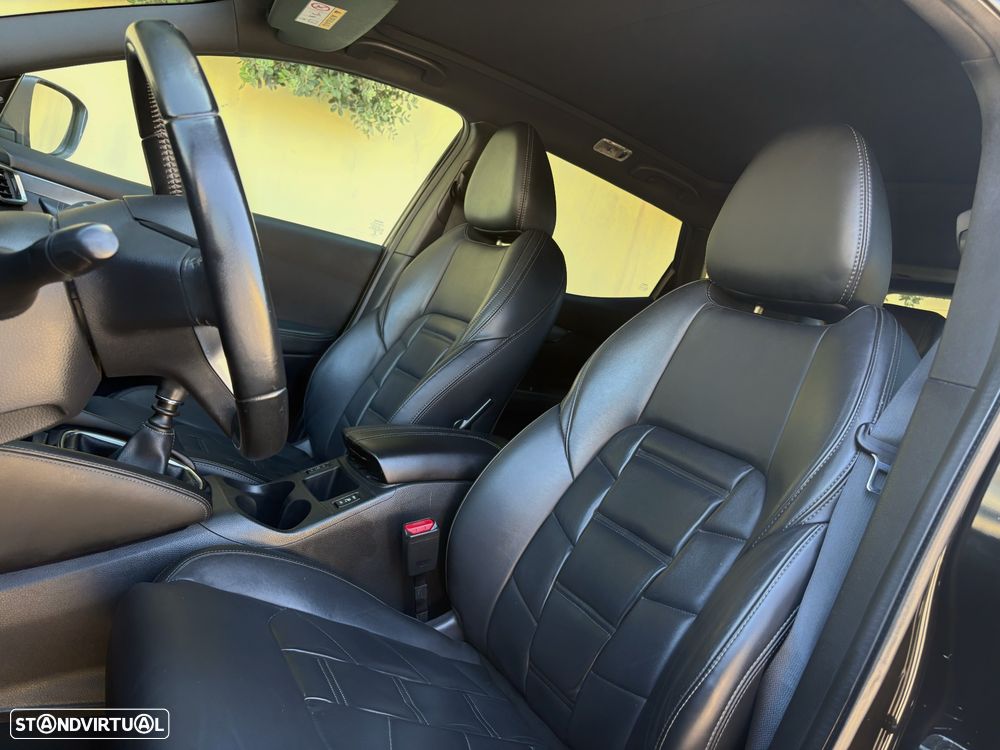 Nissan Qashqai 1.2 DIG-T Tekna Premium Pele Preta - 26