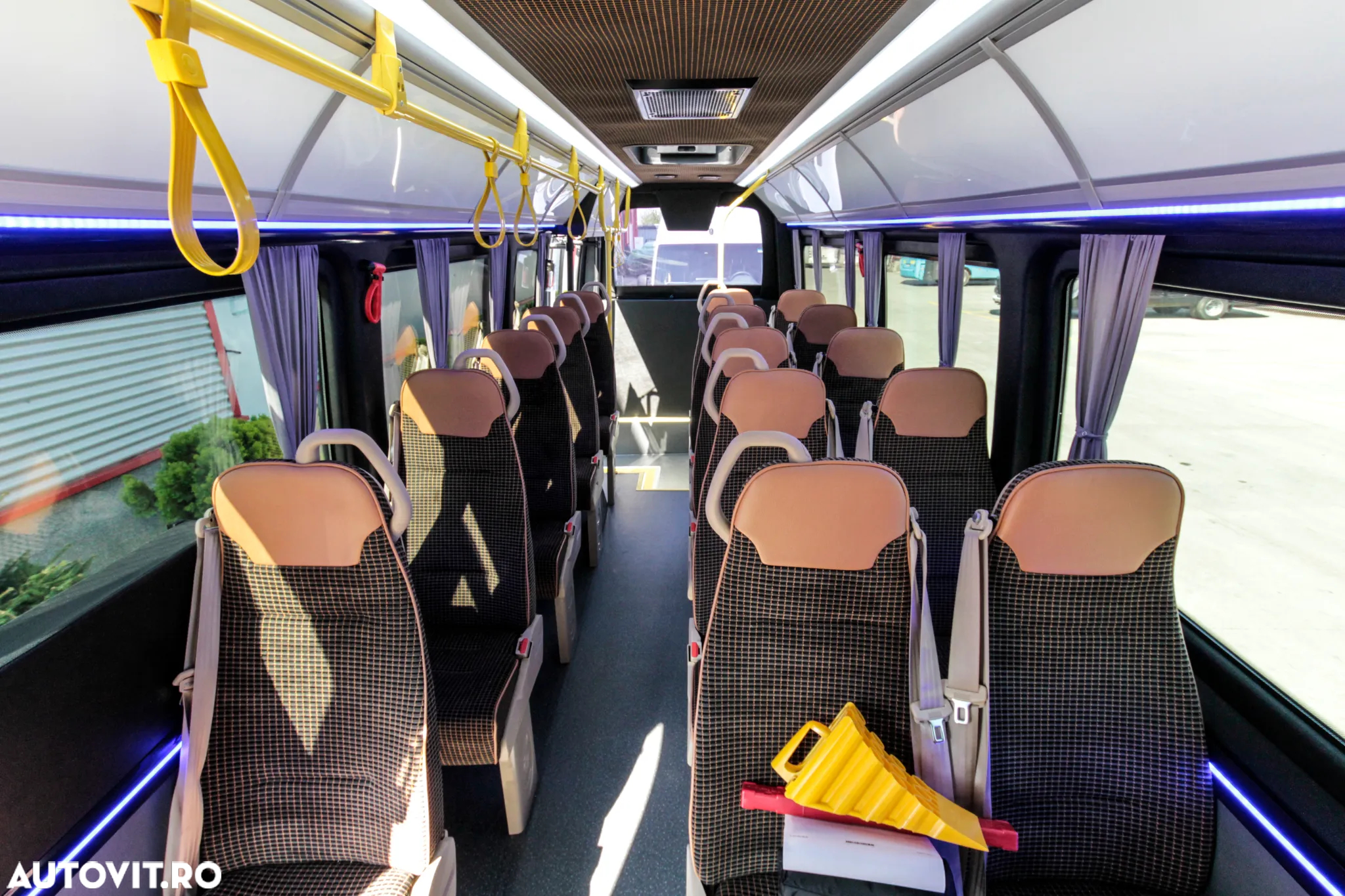 Mercedes-Benz Sprinter 517 15+12+1+1scaun rotile  *COC* - 15