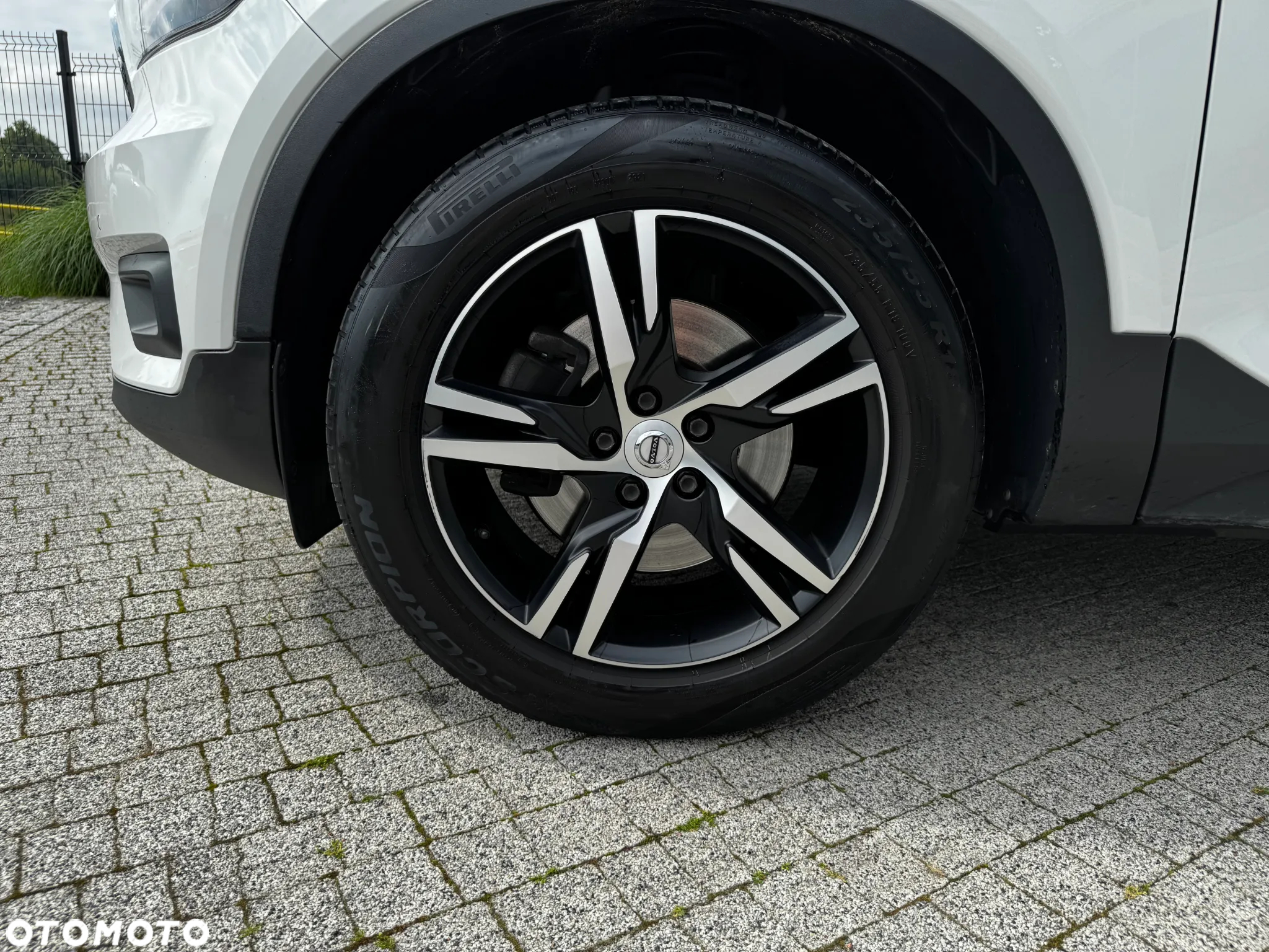 Volvo XC 40 D4 AWD Geartronic - 4