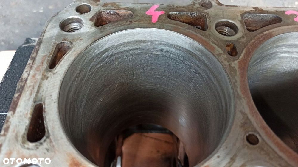 blok silnika 2.2 cdi sprinter vito r611 - 12