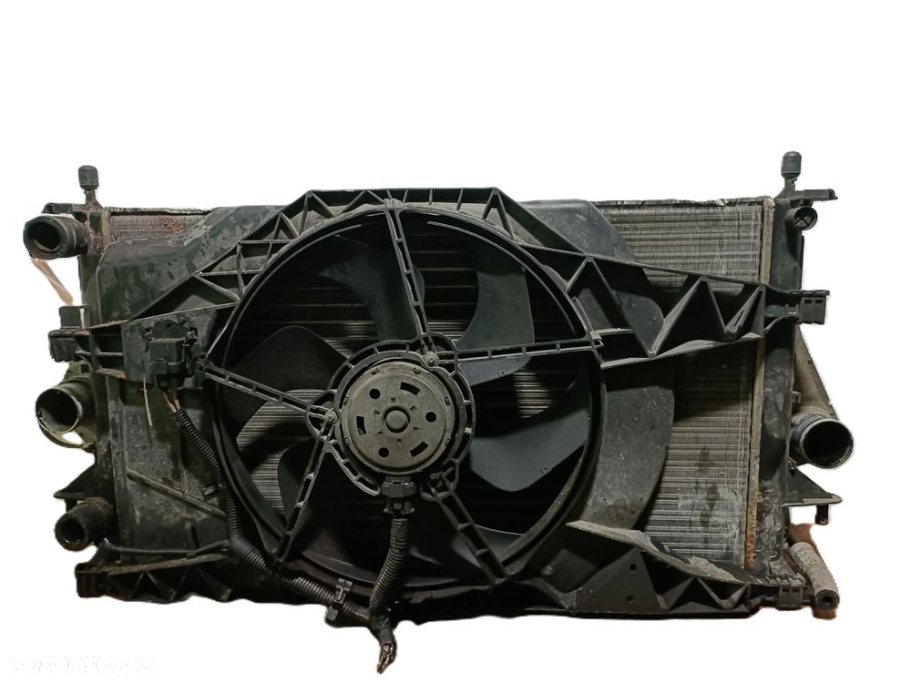 RENAULT LAGUNA II 01-07 2,0 TB komplet chłodnic 8200008763 8200008761/C + wentylator 8200025636 * - 8