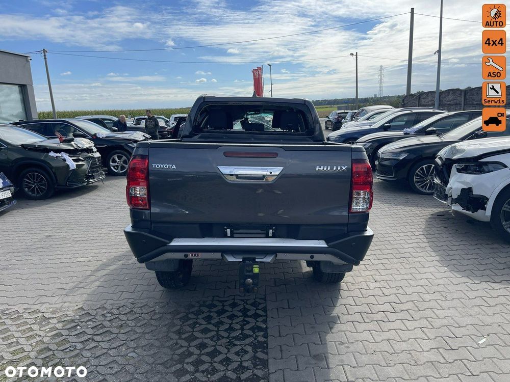 Toyota Hilux 2.8 D-4D Extra Cab Live 4x4 - 1