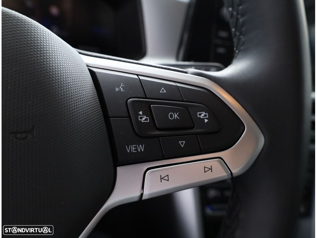 VW T-Roc 1.0 TSI Urban - 31