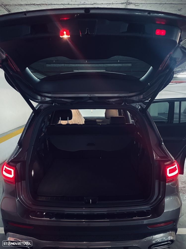 Mercedes-Benz GLB 180 d AMG Line - 25