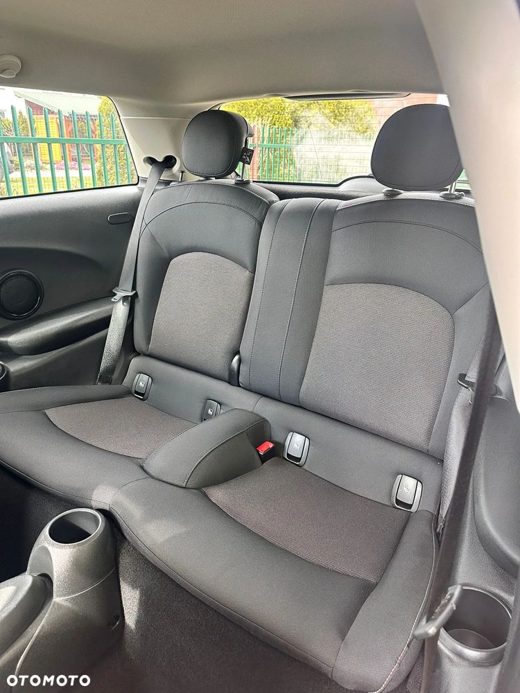 MINI ONE Classic Trim - 11