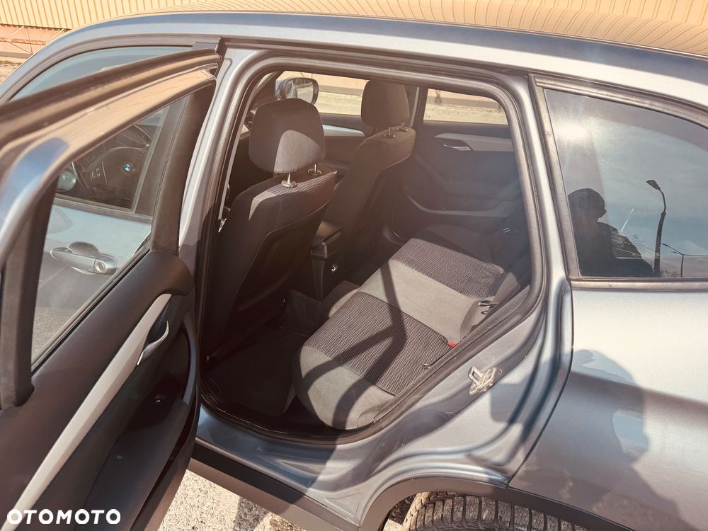 BMW X1 sDrive18d - 21