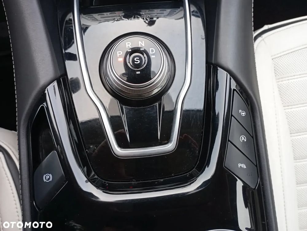 Ford Mondeo 2.0 EcoBlue Vignale Plus - 21