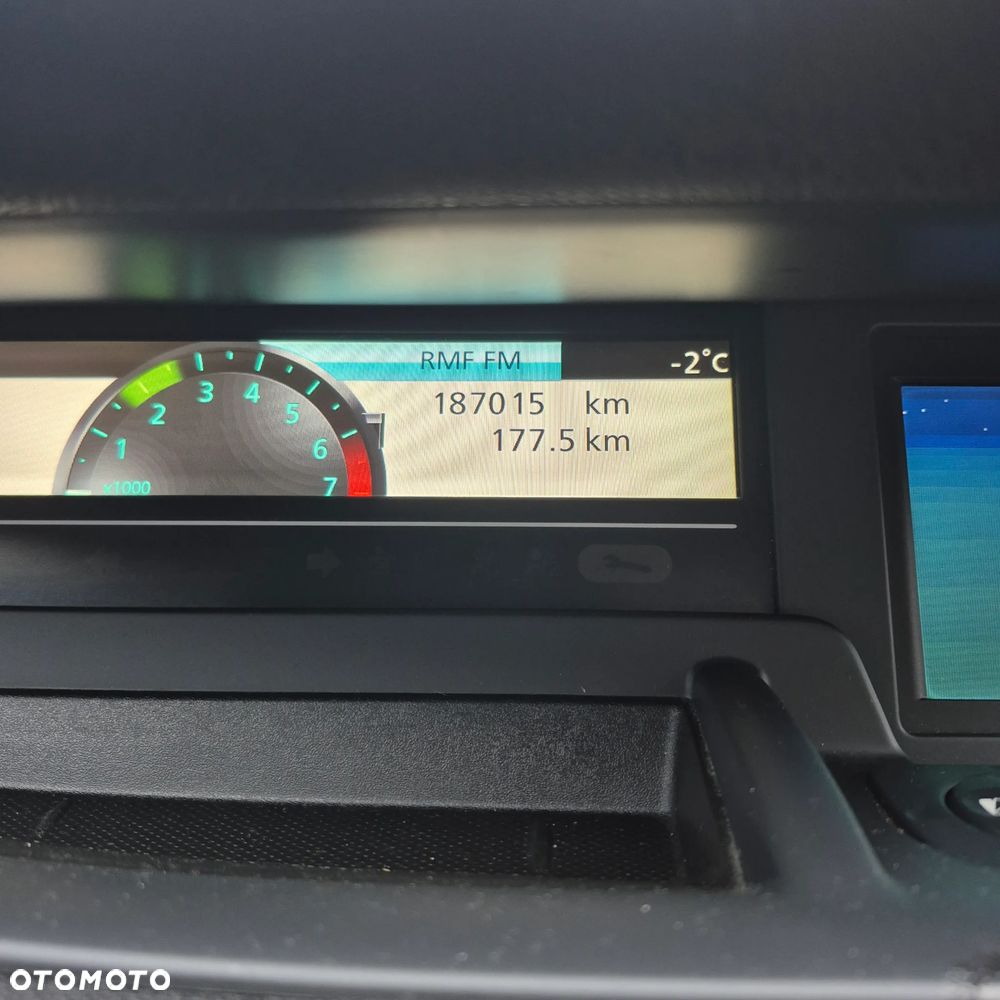 Renault Scenic 1.6 16V 110 TomTom Edition - 9