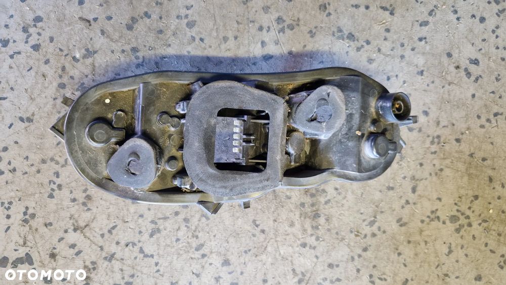 OPEL CORSA D 3d WKŁAD LAMPY TYŁ LEWY - 1