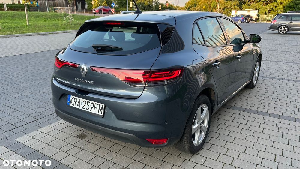 Renault Megane TCe 115 GPF ZEN - 11