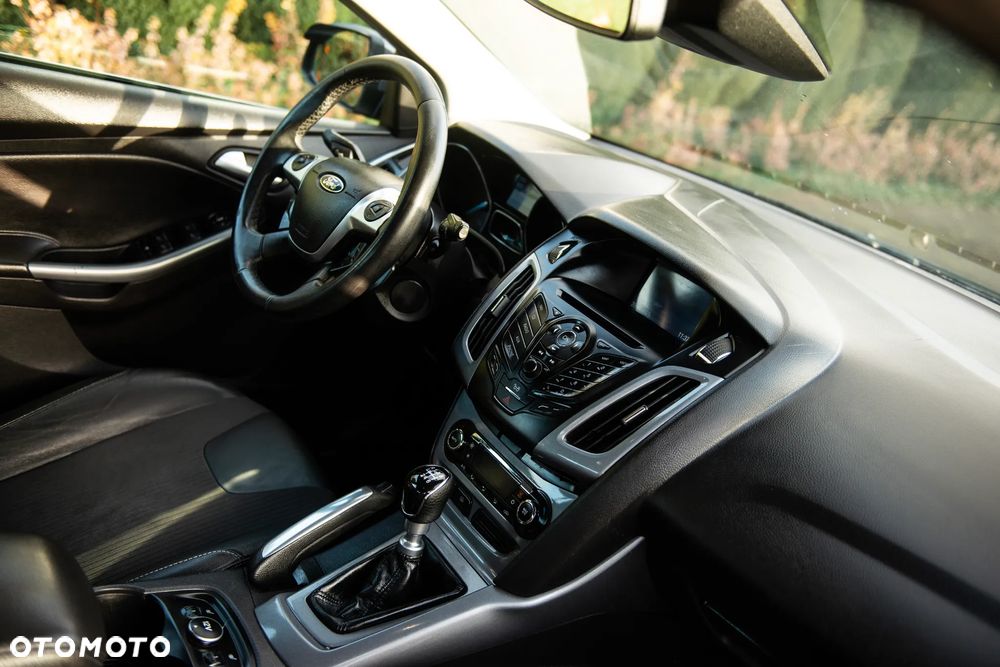 Ford Focus 2.0 TDCi DPF Style+ - 27