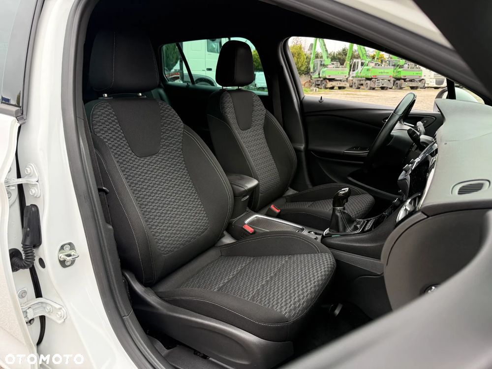 Opel Astra 1.4 Turbo Start/Stop Innovation - 30
