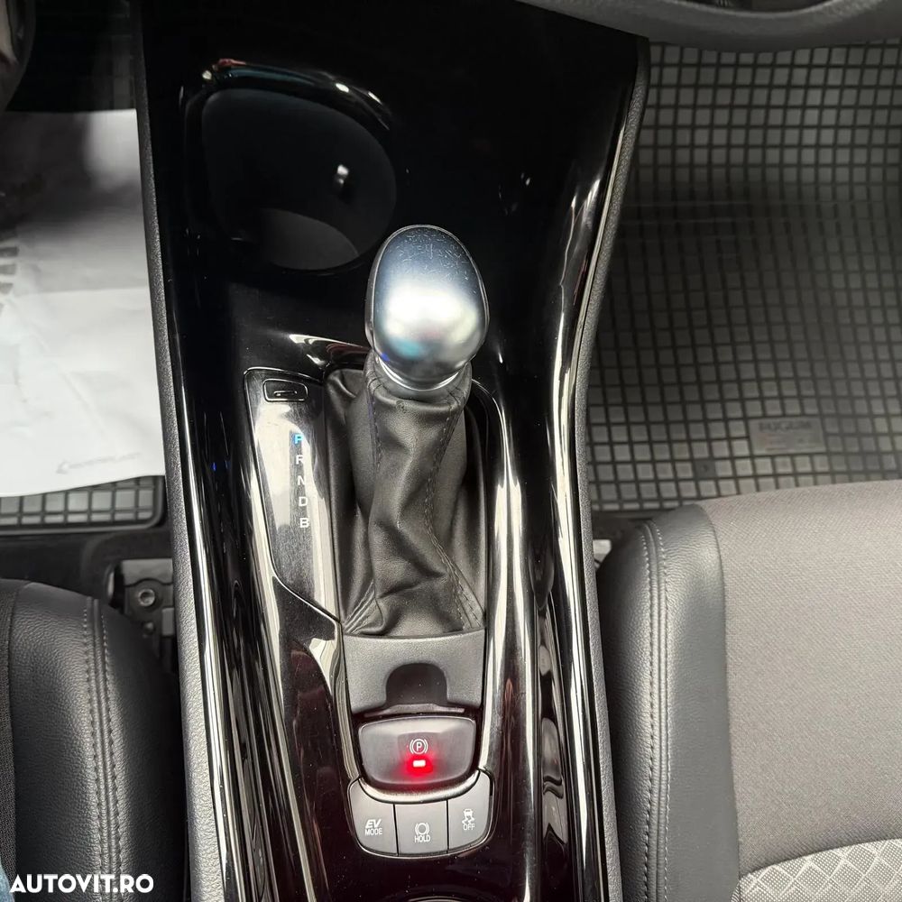 Toyota C-HR 1.8 HSD 122 CP 4x2 CVT Cult - 20