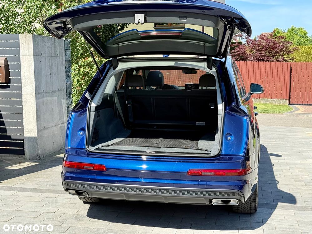 Audi Q7 - 8