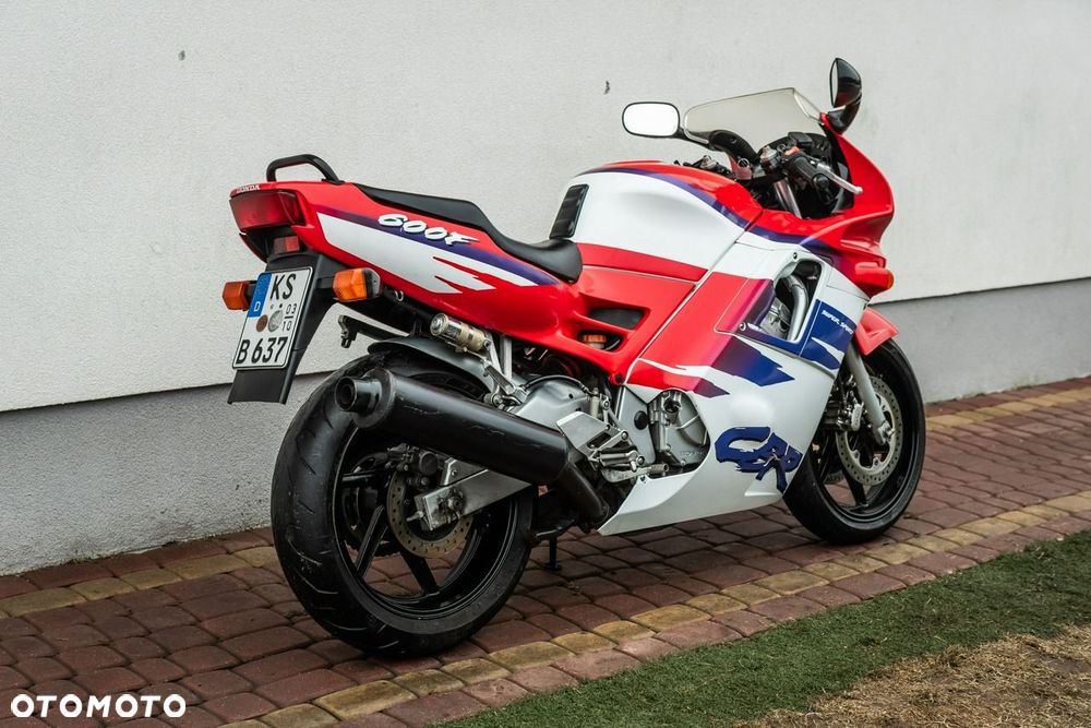 Honda CBR - 3