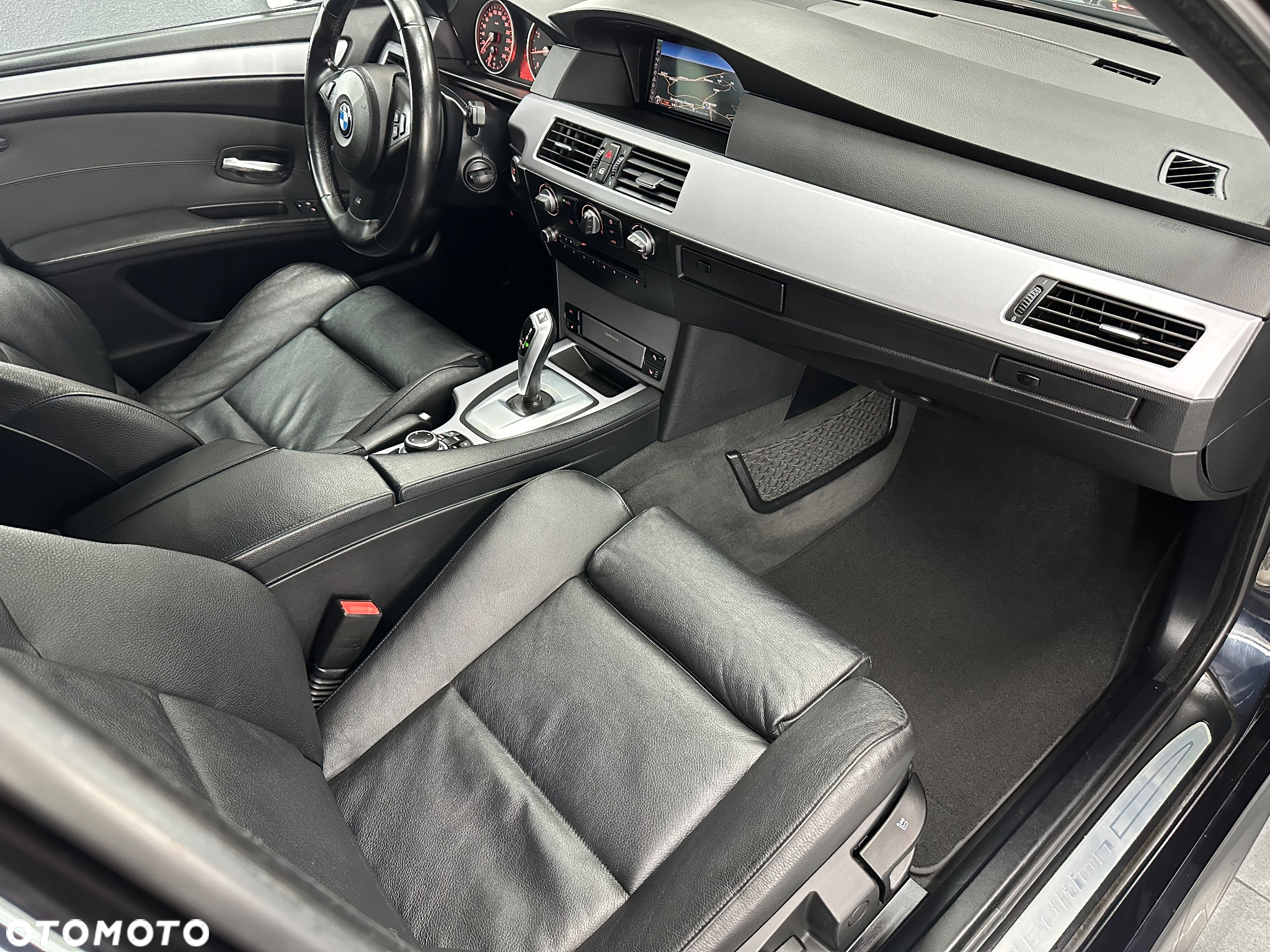 BMW Seria 5 - 38
