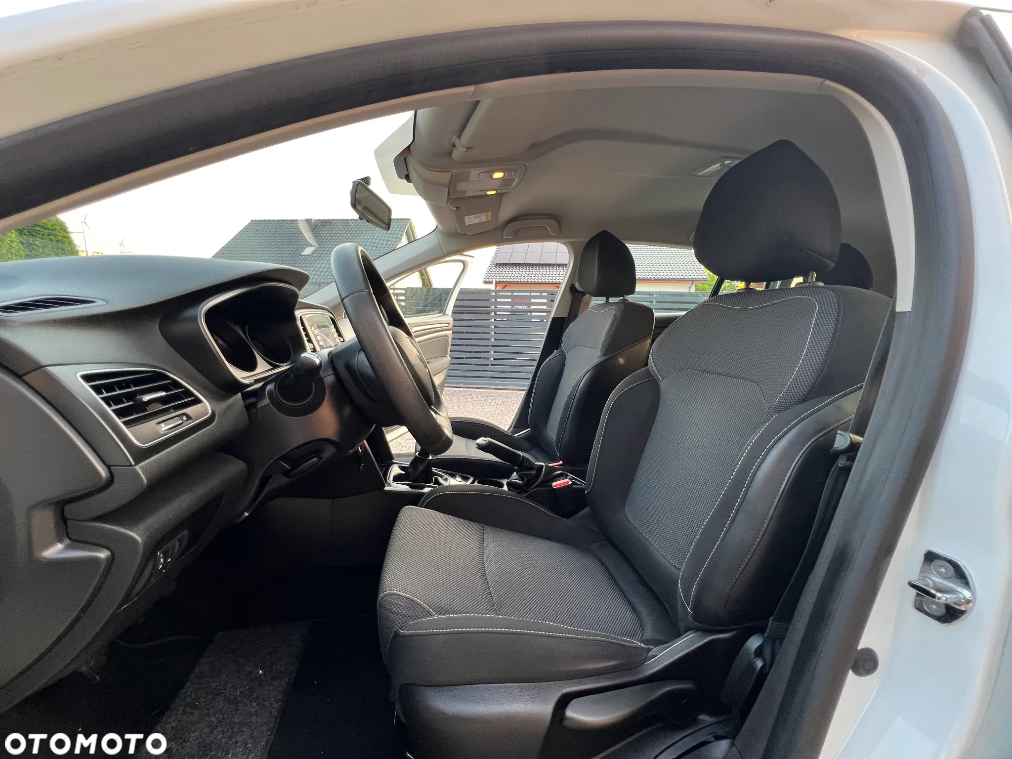 Renault Megane 1.3 TCe FAP Intens - 10