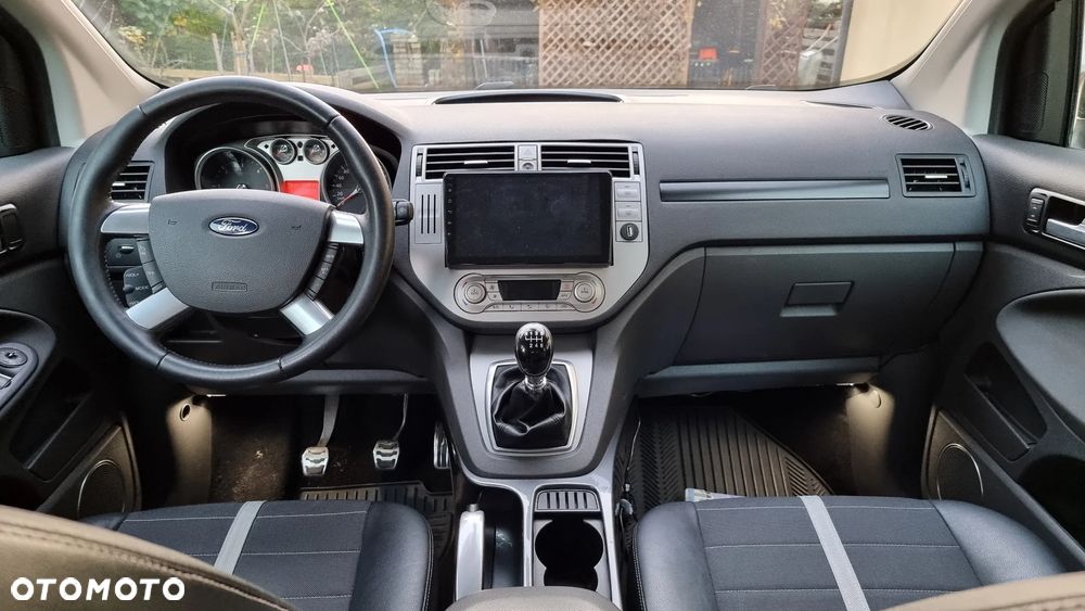 Ford Kuga 2.0 TDCi Titanium - 8