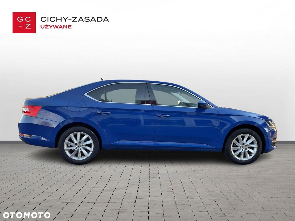 Skoda Superb 2.0 TDI SCR Ambition DSG - 6