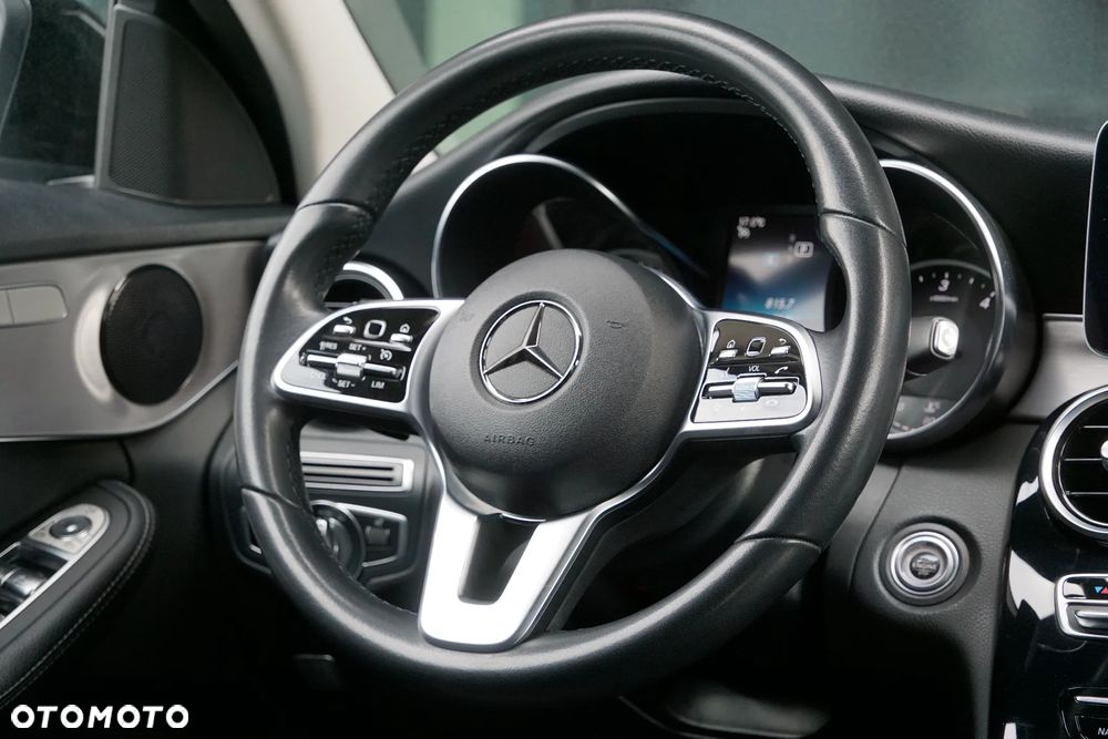 Mercedes-Benz Klasa C 200 d 9G-TRONIC - 39