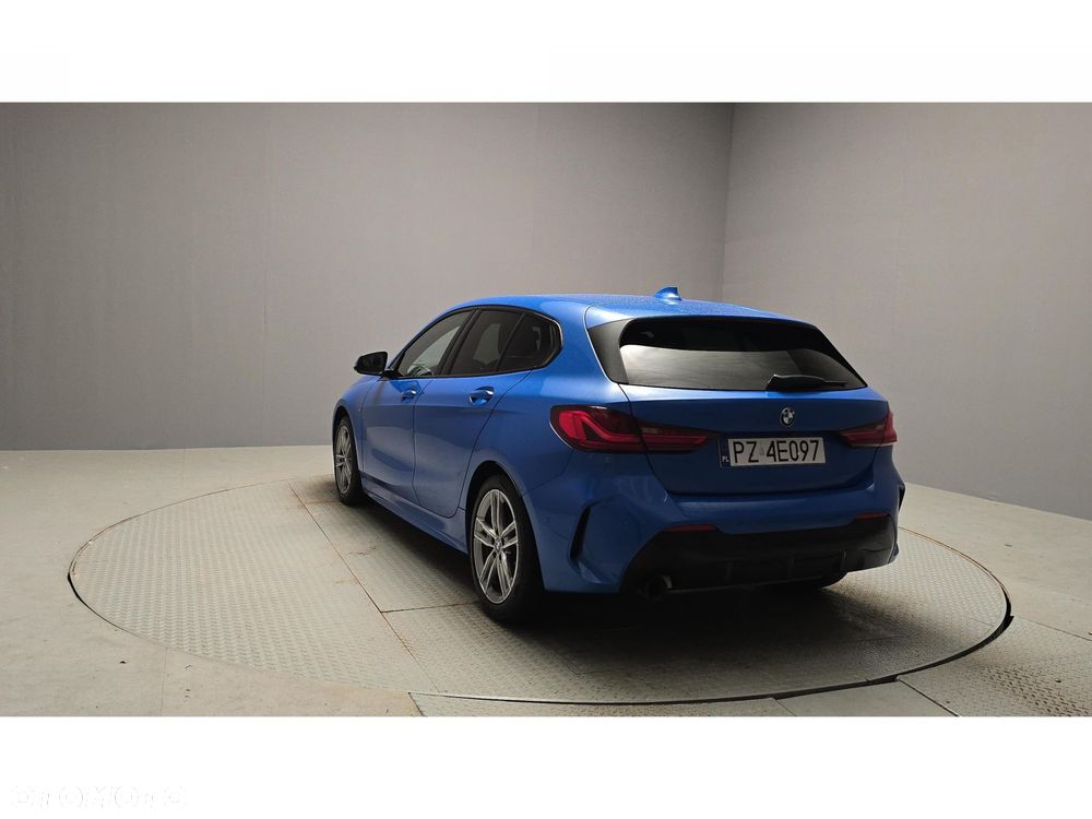 BMW Seria 1 118i - 4
