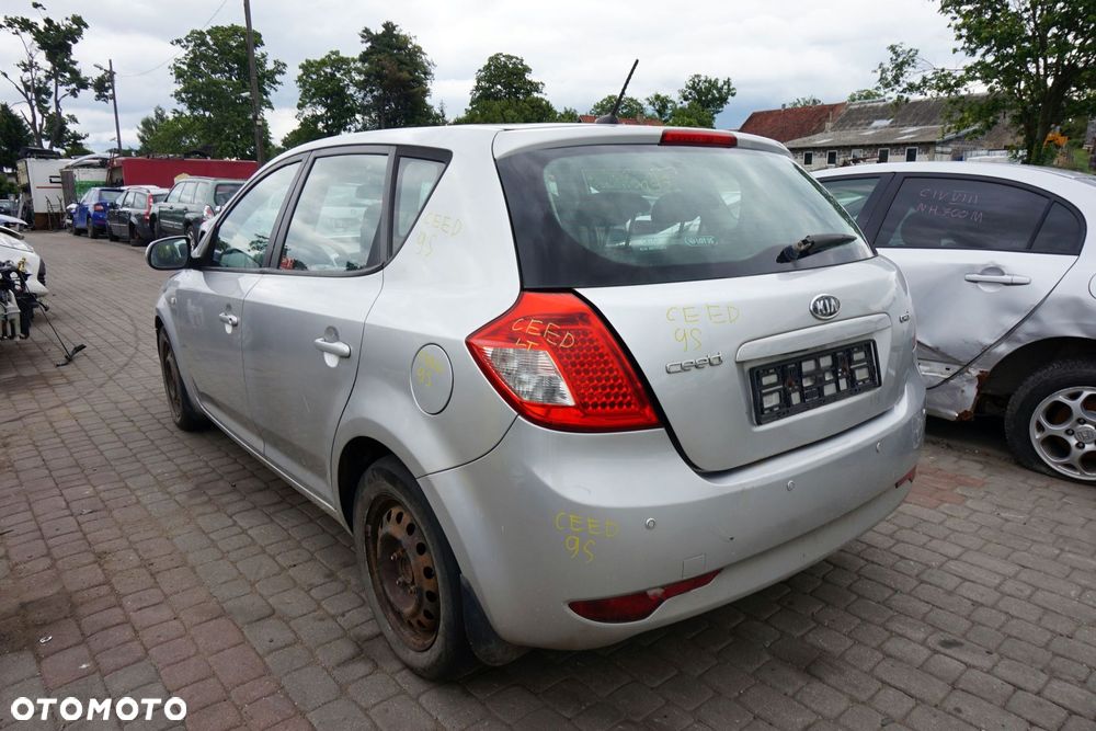 ROZRUSZNIK CEED I LIFT 1.6 CRDI 361002A300 KIA 2009-2012 - 1