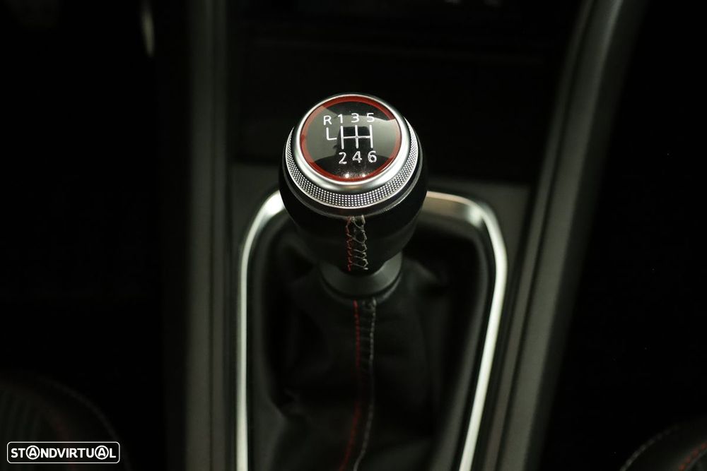 Renault Captur 1.0 TCe RS Line - 14