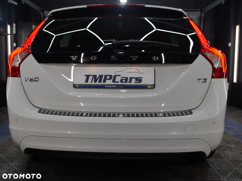 Volvo V60 T3 Drive-E Kinetic - 12