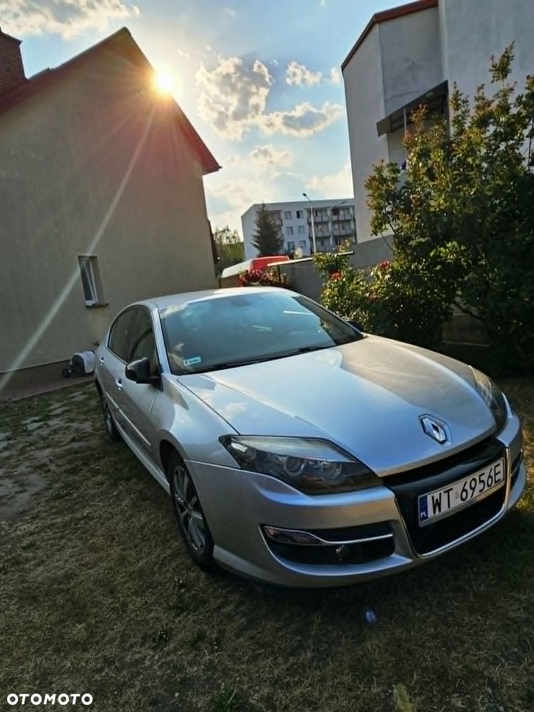 Renault Laguna - 1