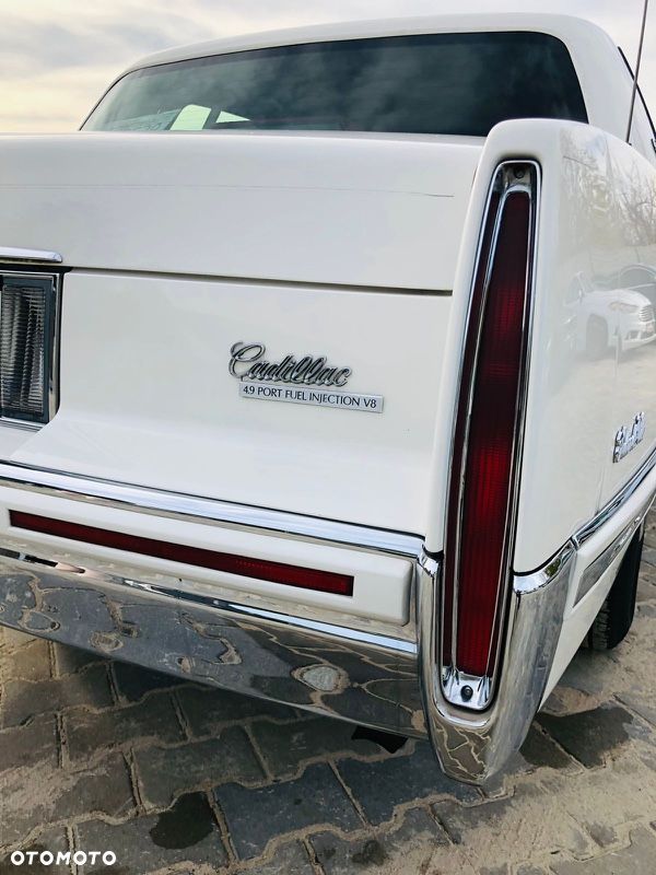 Cadillac Deville 4.9 STD - 16